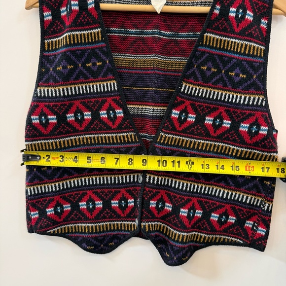 Patterned Knit Vest - Multicolor - Picture 5 of 6